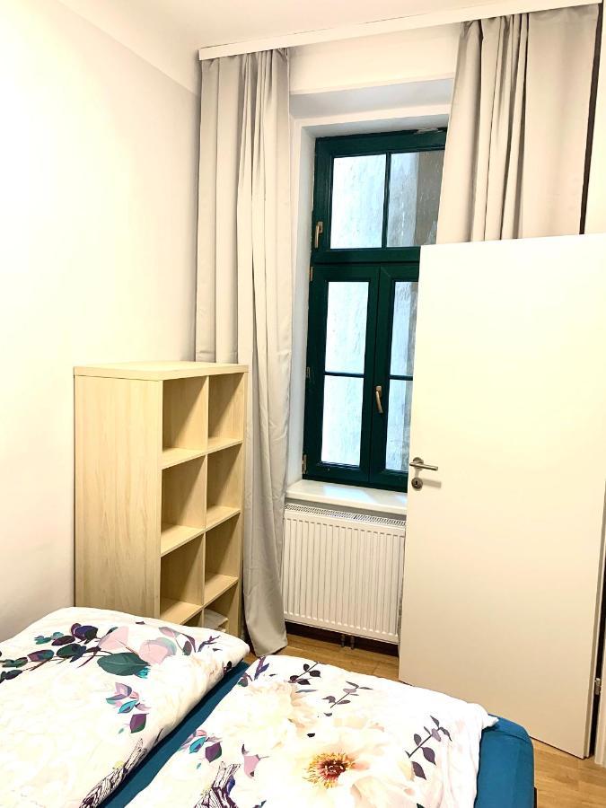 Premium Apartment Am Einsiedlerpark Wenen Buitenkant foto