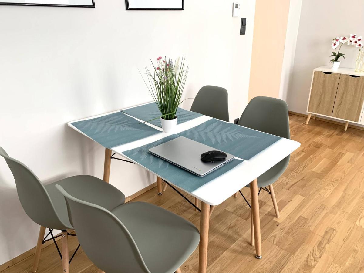 Premium Apartment Am Einsiedlerpark Wenen Buitenkant foto